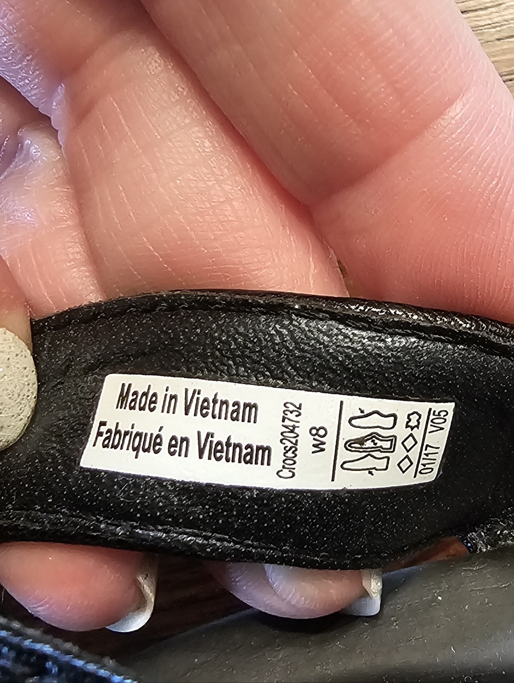 Crocs LeighAnn Black Ankle Strap Wedges Size 8 - Picture 9 of 16